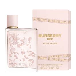 burberry her aromania|Burberry Her petals.